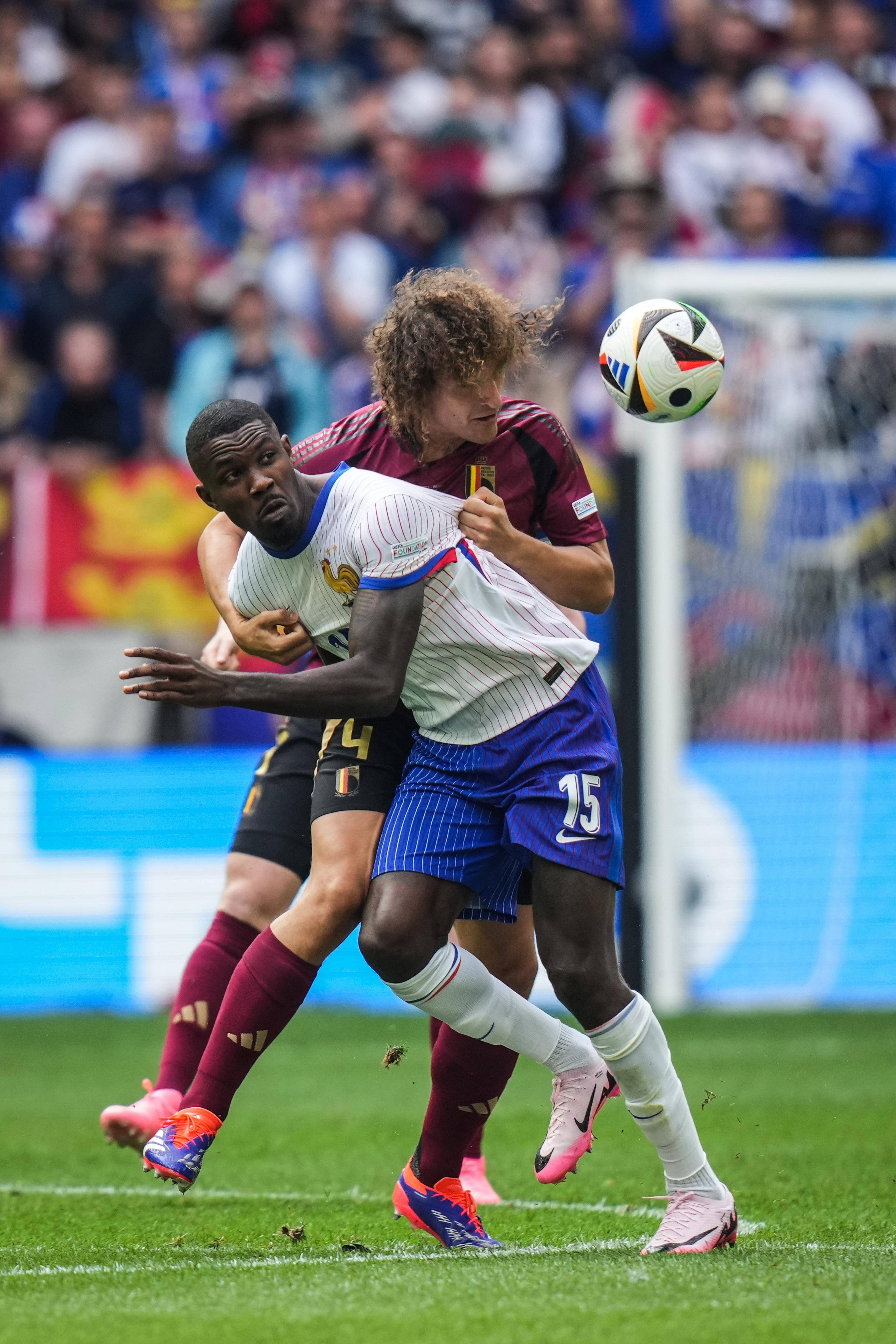 法国队欧洲杯小组赛首秀大胜德国队 法国队欧洲杯小组赛首秀大胜德国队