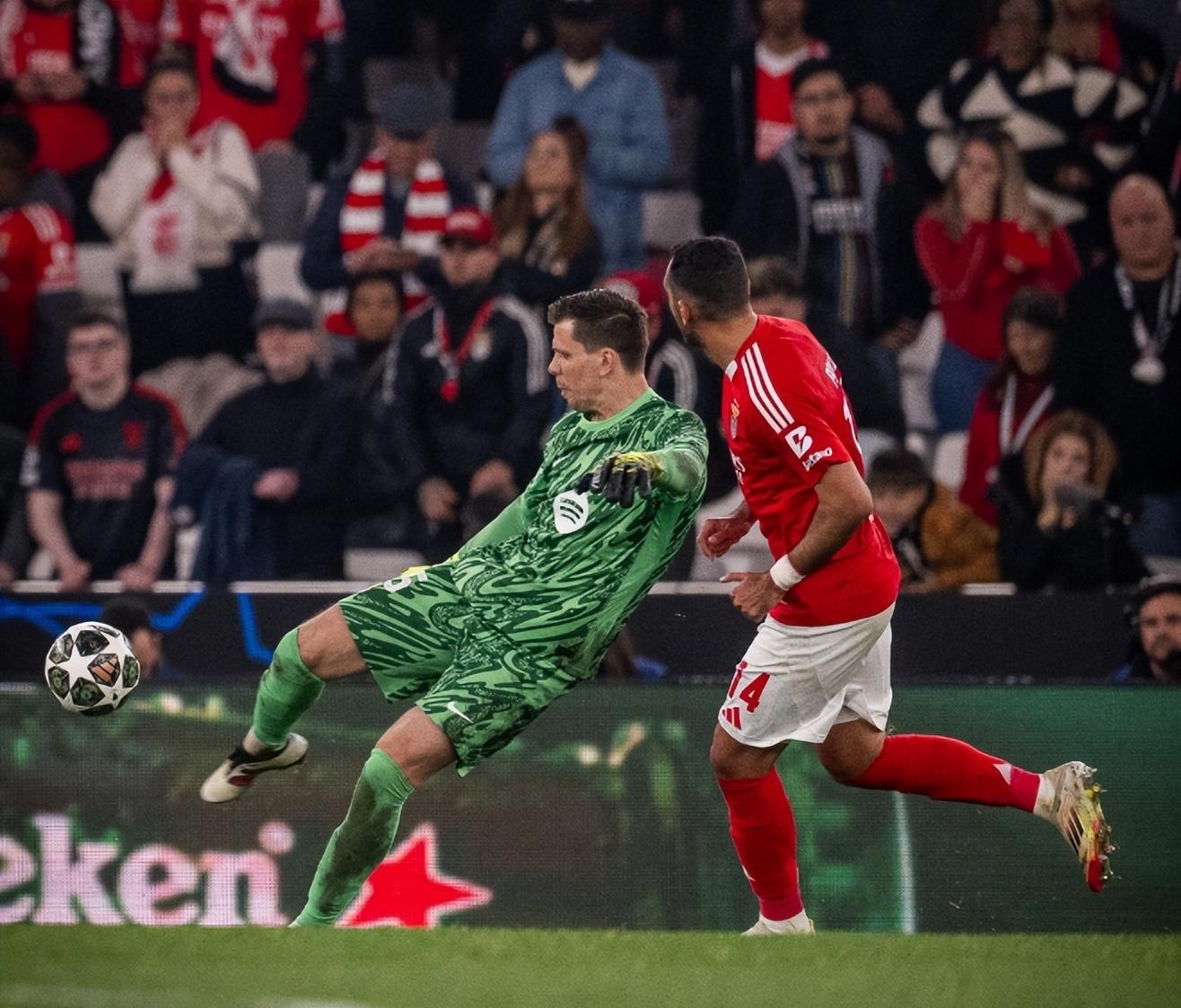 巴塞罗那重回巅峰，大胜晋级欧冠四强！