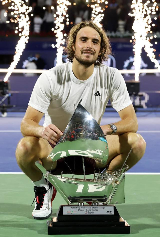 日本网球队绝地反击世界网球队,西西帕斯统治全场的简单介绍 日本网球队绝地反击世界网球队,西西帕斯统治全场的简单介绍