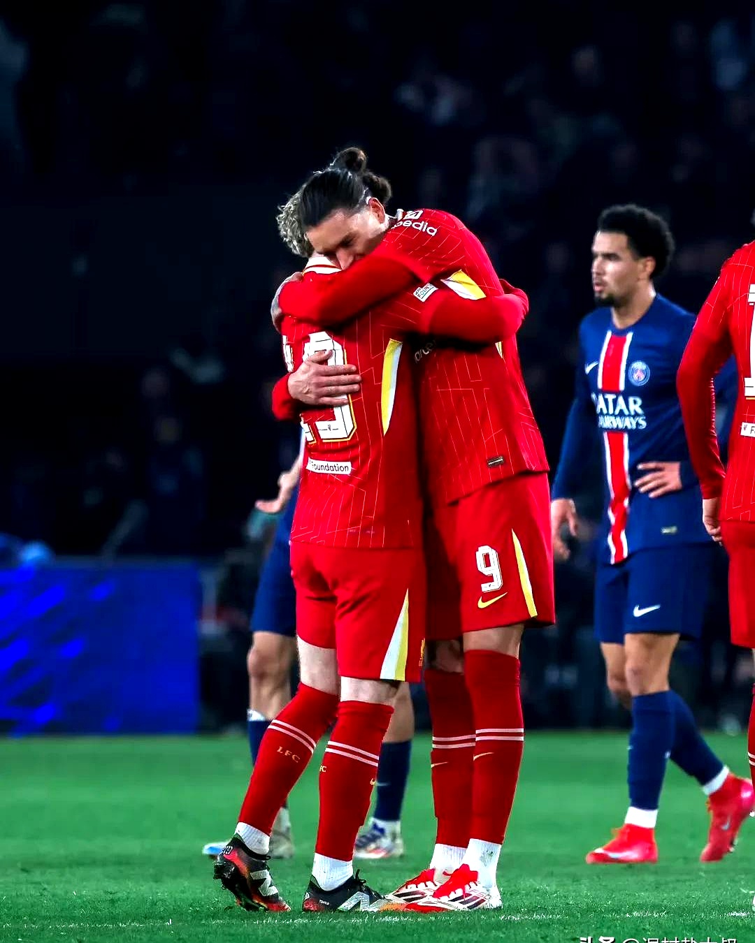 利物浦前锋因伤缺阵，对球队进攻造成困扰的简单介绍