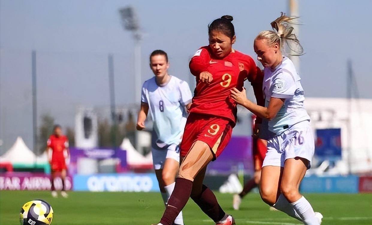 冠军争夺战:中国女足队与强敌激烈对决的简单介绍 冠军争夺战:中国女足队与强敌激烈对决的简单介绍